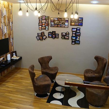 Shamrock Boutique Villa - Stay For 12 Person Batu Feringgi Exteriör bild