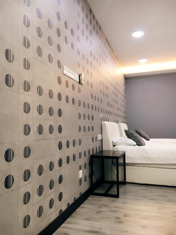 Shamrock Boutique Villa - Stay For 12 Person Batu Feringgi Exteriör bild