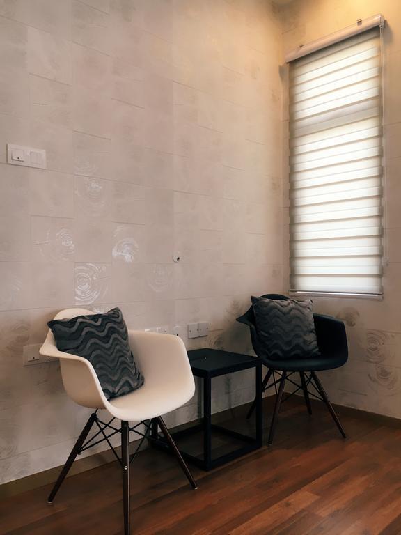 Shamrock Boutique Villa - Stay For 12 Person Batu Feringgi Exteriör bild